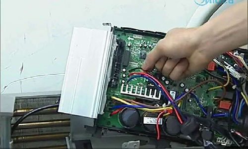 湄潭美的空调电话是多少